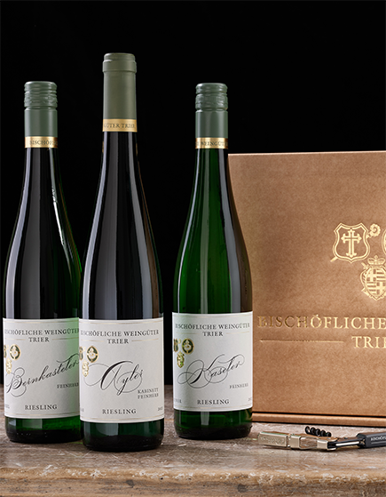 RIESLING feinherb 3er Geschenkkarton natur  2024